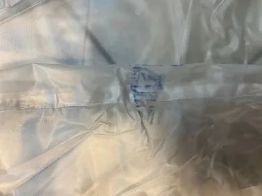 Geaca barbati impermeabila cu mici defecte B5675 Z6-3